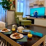 Heart Of Stylish 3br Apartmán