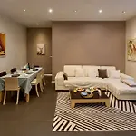 Heart Of Stylish 3br *