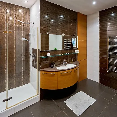 Heart Of Stylish 3br * Praga