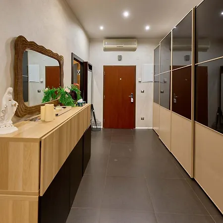 Heart Of Stylish 3br Appartamento