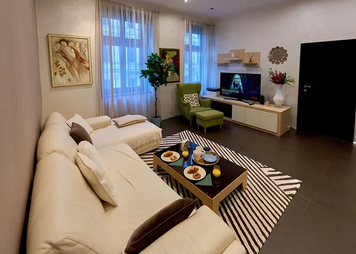 Heart Of Stylish 3br Prague