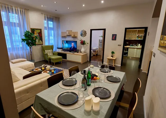 Heart Of Stylish 3br *