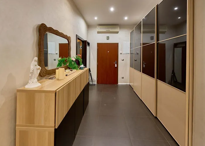 Heart Of Stylish 3br Appartement