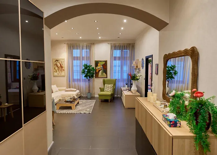 Heart Of Stylish 3br *